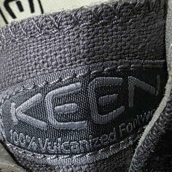 Keen Elsa III Gore Slip On Sneakers, Women's Size 5 - Picture 8 of 9